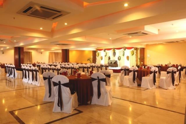 Swagath De Royal Hotel Hyderabad Ngoại thất bức ảnh